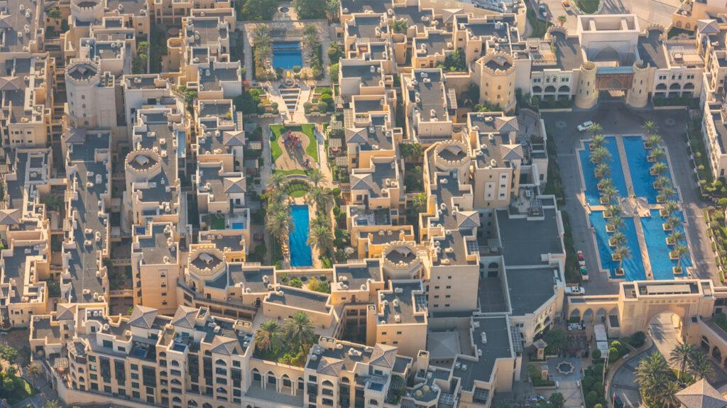 Dubai's Top Residential Communities: A Comparison - Livin' Experts